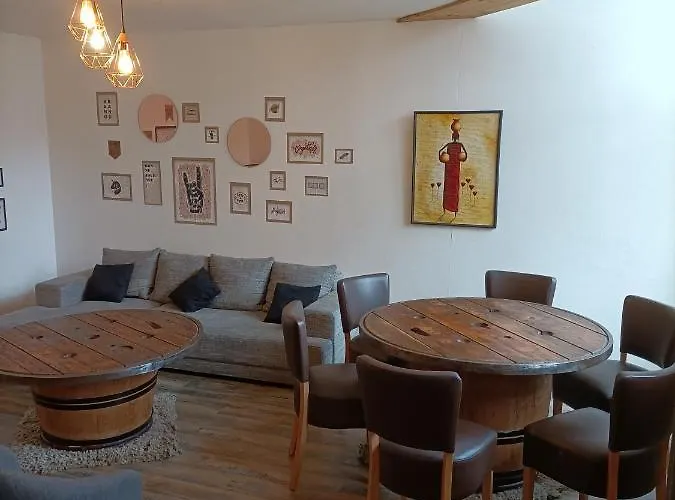 Appartement Tres Spacieux En Plein Coeur D\'Agen